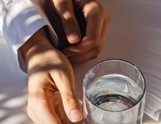 Стакан чистой воды